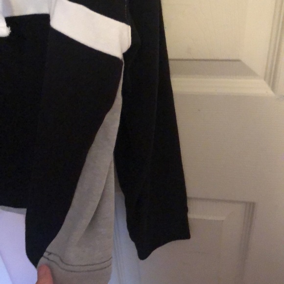 Flirtitude Striped Cropped Hoodie - Picture 3 of 6